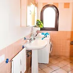 Сasa de vacaciones Lu Affitti Budoni